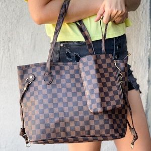 The Anistyn Checkered Tote-Checkered Handles. Brown
